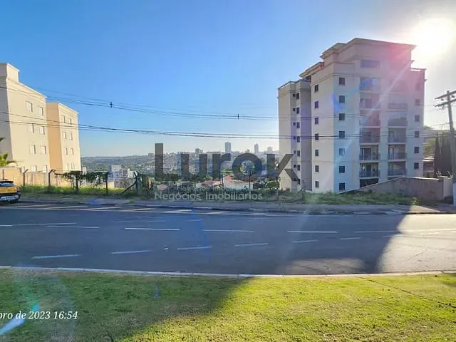 Terreno com 792m², à venda, no bairro Jardim Monte Verde em Valinhos