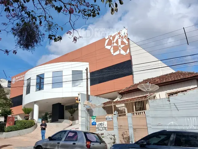 Terreno com 499m², à venda, no bairro Vila Ipiranga em Londrina