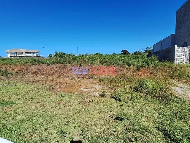 Terreno com 475m², à venda, no bairro Nossa Senhora da Vitória em Ilhéus