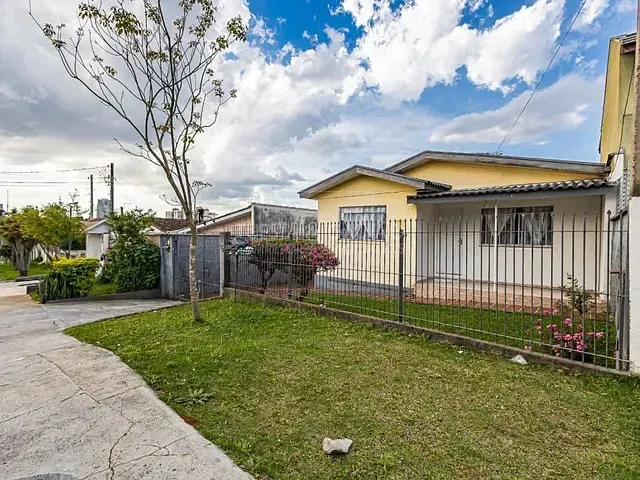 Terreno com 387m², à venda, no bairro Novo Mundo em Curitiba