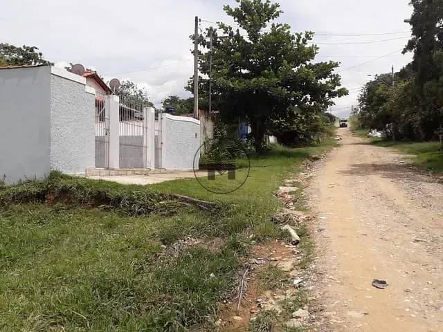 Terreno com 250m², à venda, no bairro Pingo de Ouro em Guaratinguetá