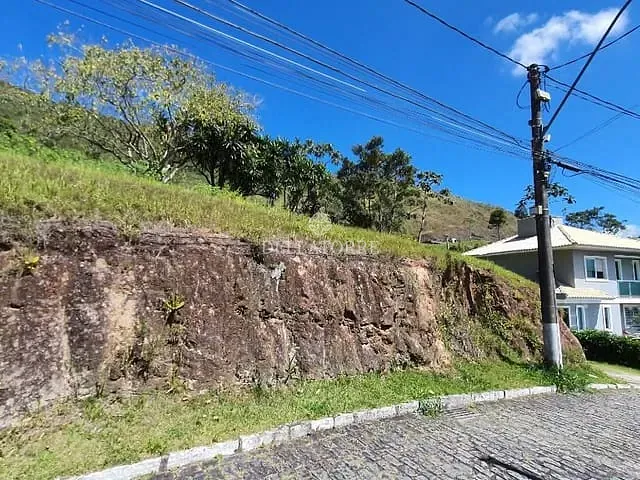 Terreno com 312m², à venda, no bairro Tijuca em Teresópolis
