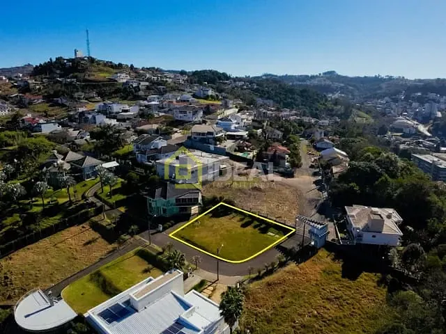 Terreno com 570m², à venda, no bairro Vista Alegre em Concórdia