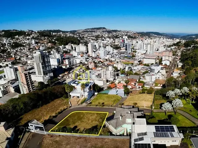 Terreno com 570m², à venda, no bairro Vista Alegre em Concórdia