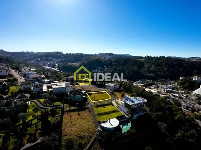 Terreno com 570m², à venda, no bairro Vista Alegre em Concórdia