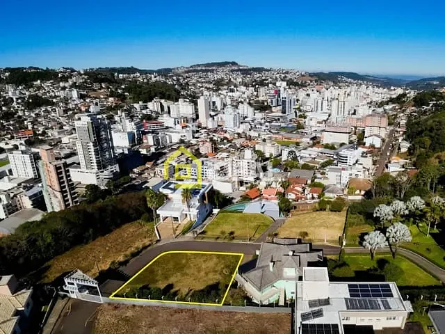 Terreno com 570m², à venda, no bairro Vista Alegre em Concórdia