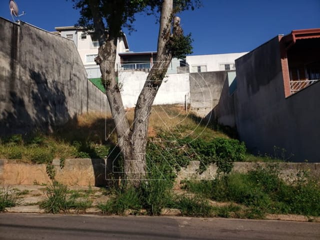 Terreno com 250m², à venda, no bairro Jardim Planalto em Jundiaí