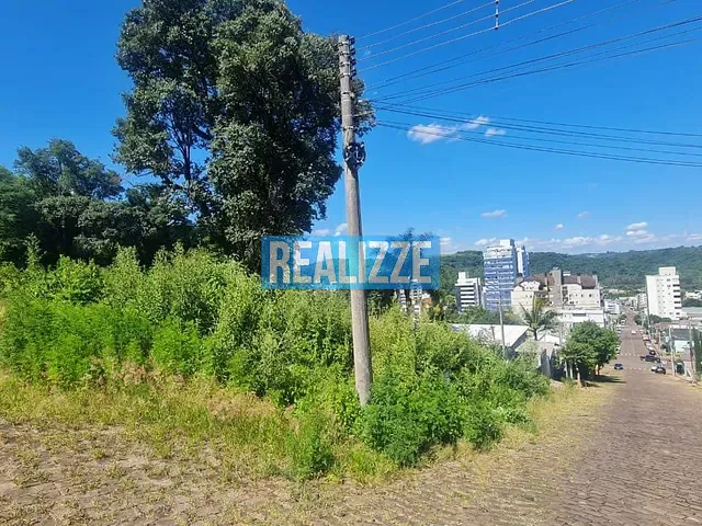 Terreno com 1061m², à venda, no bairro Centro em Marau