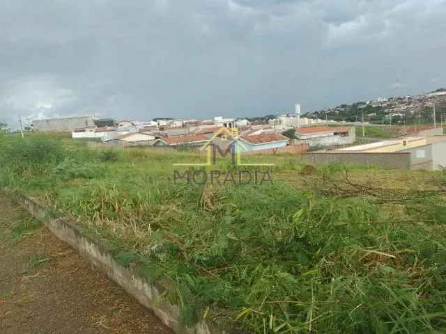 Terreno com 250m², à venda, no bairro Jardim Alvorada em Guaxupé