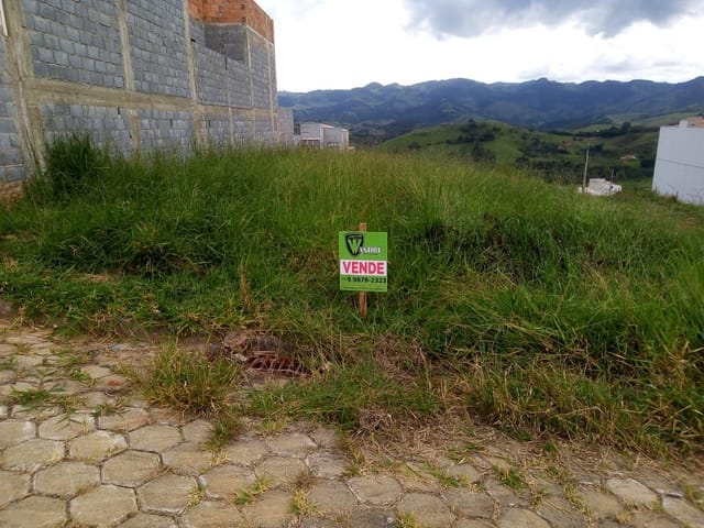 Terreno com 250m², à venda, no bairro Lote 33 em Cambuí