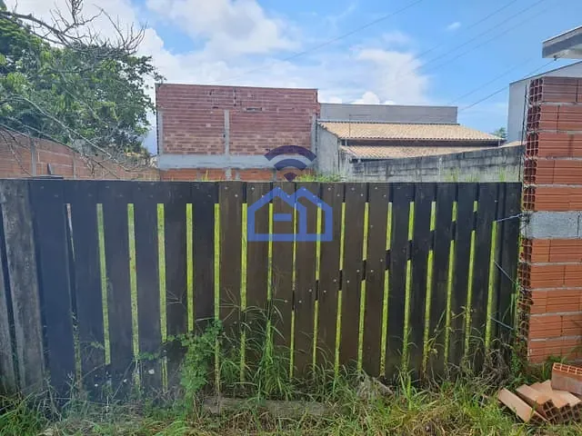 Terreno com 250m², à venda, no bairro Massaguaçu em Caraguatatuba