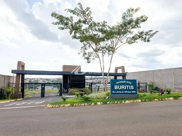Terreno com 250m², à venda, no bairro Parque dos Buritis II em Uberaba