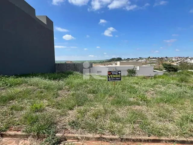 Terreno com 300m², à venda, no bairro Belmonte em Rolândia