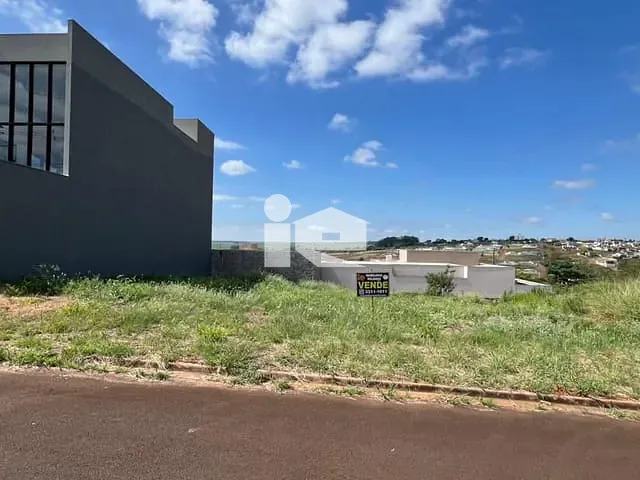 Terreno com 300m², à venda, no bairro Belmonte em Rolândia