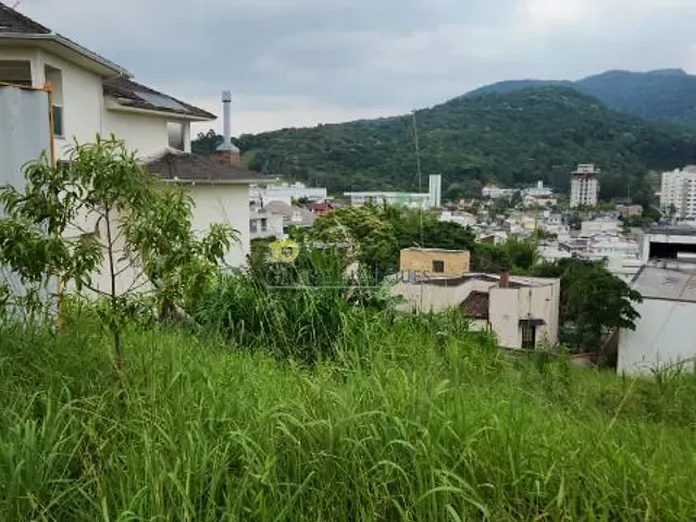Terreno com 360m², à venda, no bairro Pedra Branca em Palhoça