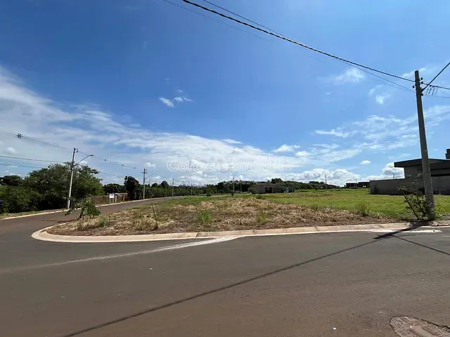 Terreno com 534m², à venda, no bairro Residencial Florabella em Holambra