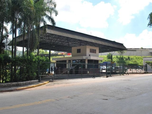 Terreno com 17771m², para alugar, no bairro Jardim Itaquiti em Barueri