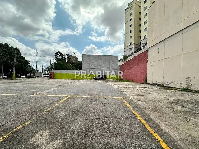 Terreno com 726m², para alugar, no bairro Vila Leopoldina em São Paulo
