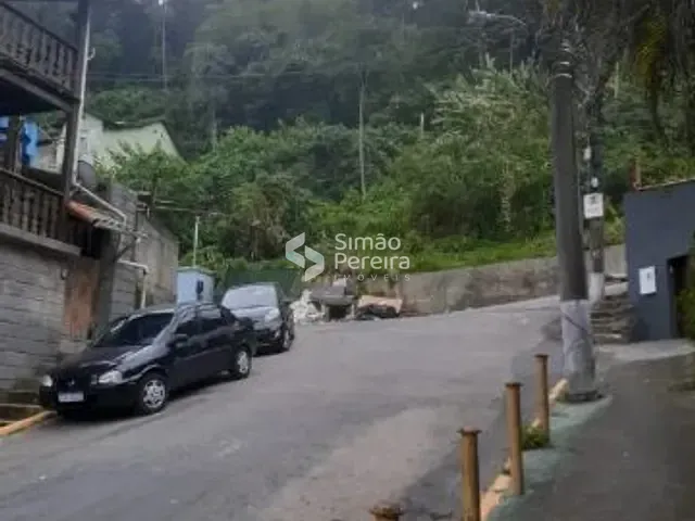 Terreno com 15000m², à venda, no bairro Centro em Petrópolis