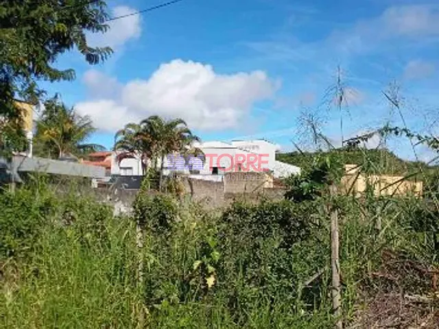 Terreno com 450m², à venda, no bairro Nossa Senhora da Vitória em Ilhéus