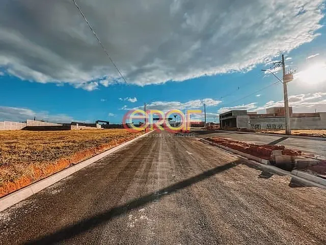 Terreno com 600m², à venda, no bairro Parque Vila Verde em Formosa