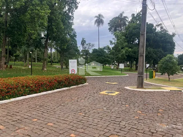 Terreno com 300m², à venda, no bairro Sn em Rolândia