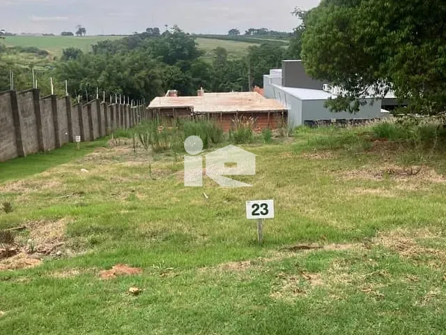 Terreno com 300m², à venda, no bairro Sn em Rolândia