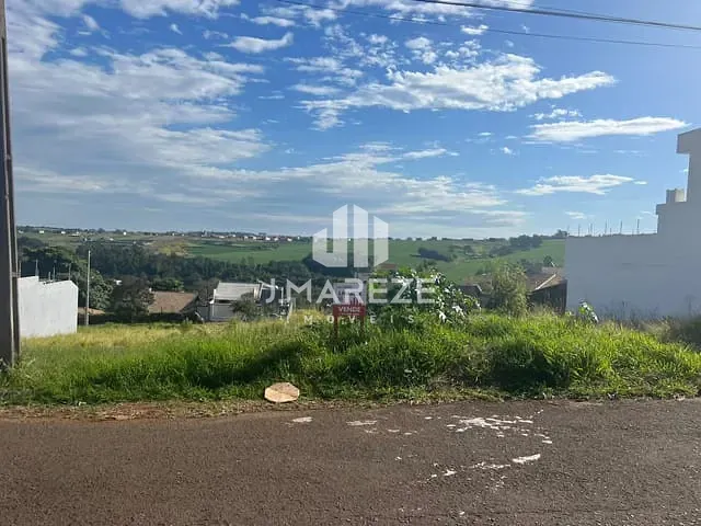 Terreno com 360m², à venda, no bairro Loteamento Residencial Cazarin em Apucarana