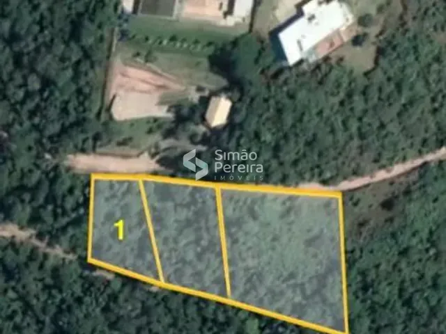 Terreno com 2100m², à venda, no bairro Itaipava em Petrópolis