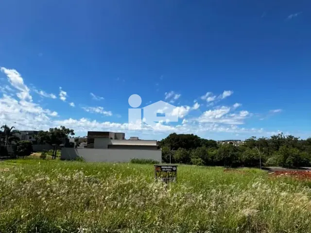 Terreno com 300m², à venda, no bairro Belmonte em Rolândia