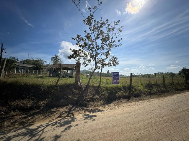 Terreno com 26200m², para alugar, no bairro Escalvados em Navegantes
