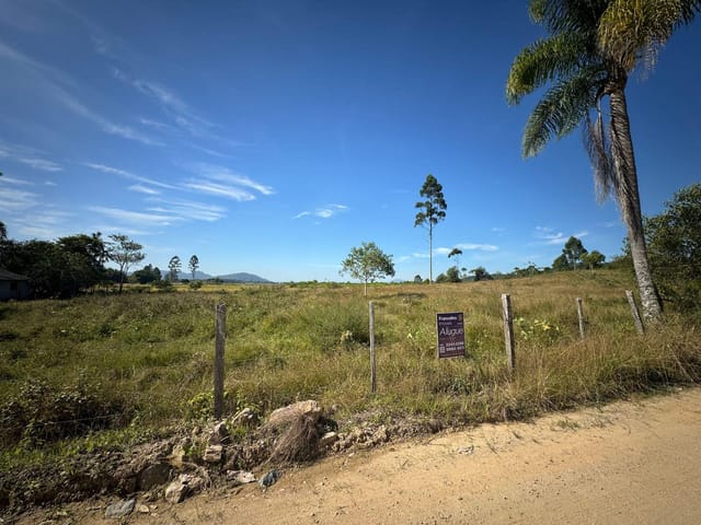 Terreno com 26200m², para alugar, no bairro Escalvados em Navegantes