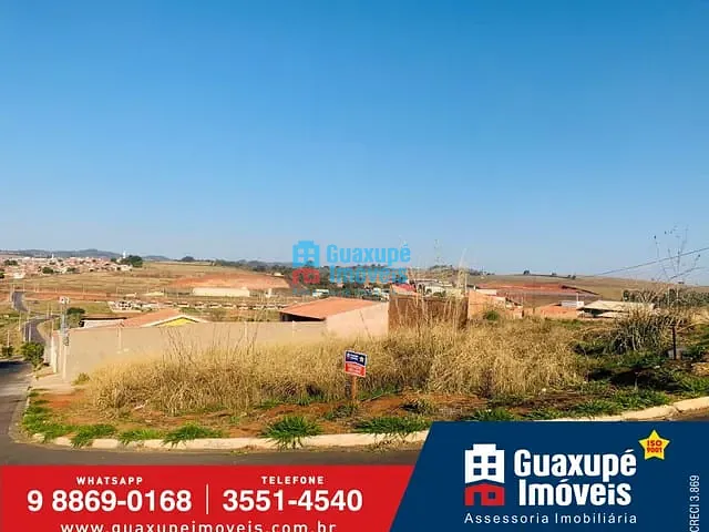 Terreno com 306m², à venda, no bairro Residencial Fazenda Planalto em GUAXUPÉ
