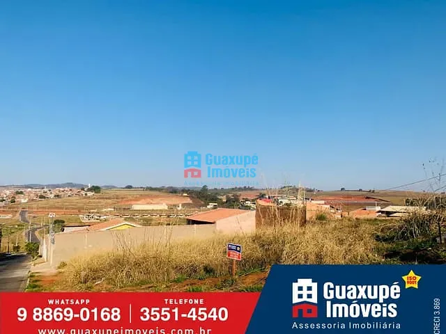 Terreno com 306m², à venda, no bairro Residencial Fazenda Planalto em GUAXUPÉ