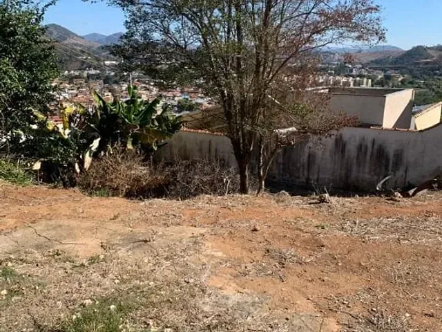 Terreno com 400m², à venda, no bairro Morro Chic em Itajubá