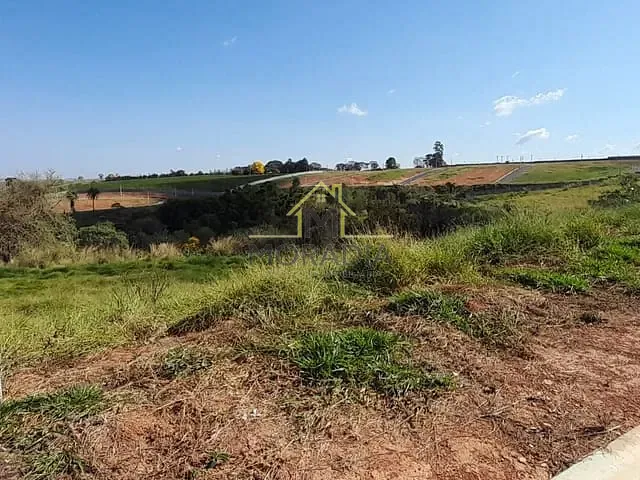 Terreno com 472m², à venda, no bairro Bourbon em Guaxupé
