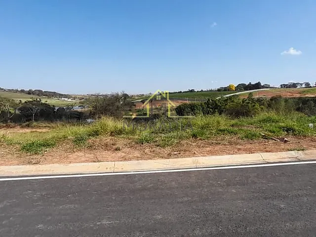 Terreno com 472m², à venda, no bairro Bourbon em Guaxupé