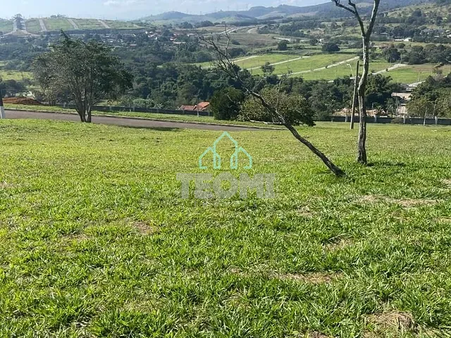 Terreno com 2057m², à venda, no bairro Chácara São Félix em Taubaté