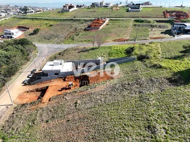 Terreno com 911m², à venda, no bairro Campos do Conde em Taubaté
