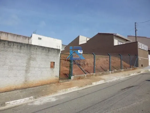 Terreno com 250m², à venda, no bairro Loteamento Aída Haddad Jafet em Itatiba