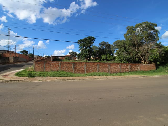 Terreno com 1470m², à venda, no bairro Olarias em Ponta Grossa