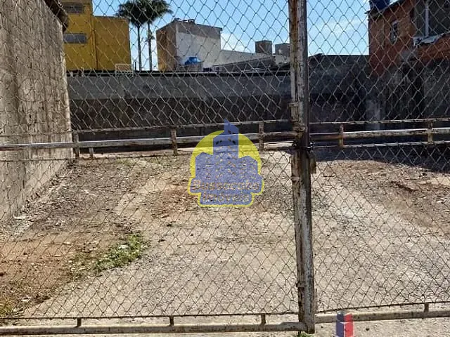 Terreno com 250m², para alugar, no bairro Umuarama em Osasco