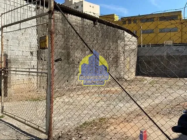 Terreno com 250m², para alugar, no bairro Umuarama em Osasco