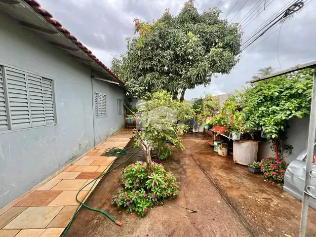 Terreno com 364m², à venda, no bairro Centro em Rolândia