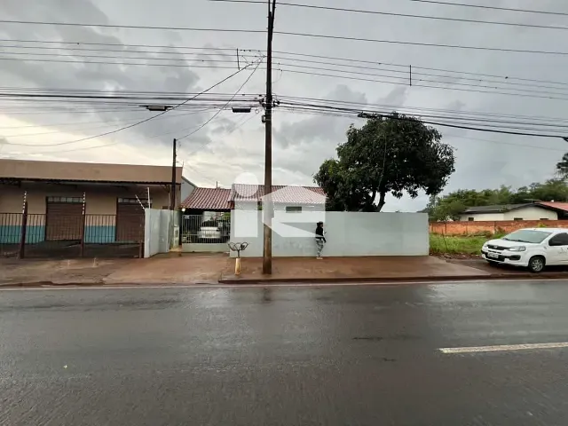 Terreno com 364m², à venda, no bairro Centro em Rolândia