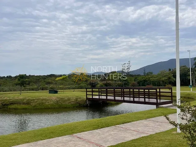 Terreno com 1415m², à venda, no bairro Ratones em Florianópolis