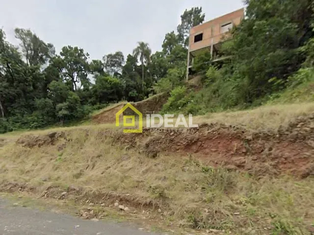 Terreno com 450m², à venda, no bairro Estados em Concórdia