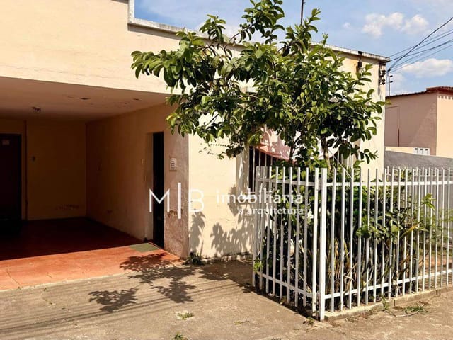 Terreno com 500m², à venda, no bairro Centro em Lavras