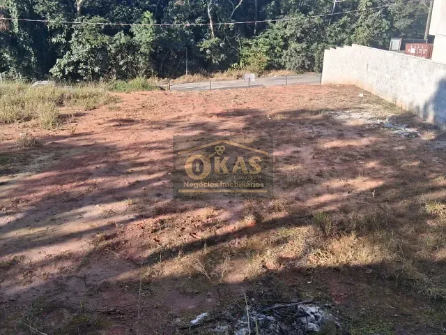 Terreno com 438m², à venda, no bairro Jardim das Flores em Suzano