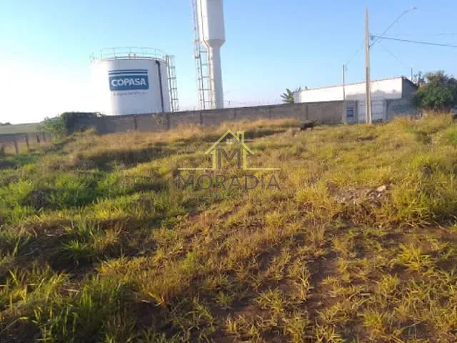 Terreno com 443m², à venda, no bairro Residencial Fazenda Planalto em Guaxupé